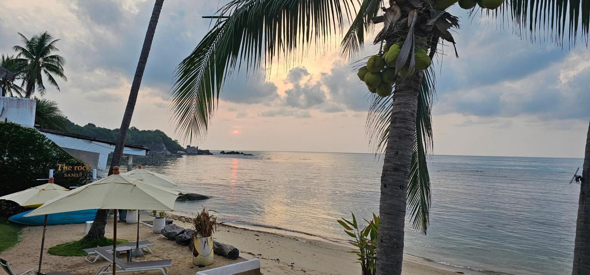 The Rock Samui Beach Resort Lamai Beach  Luaran gambar