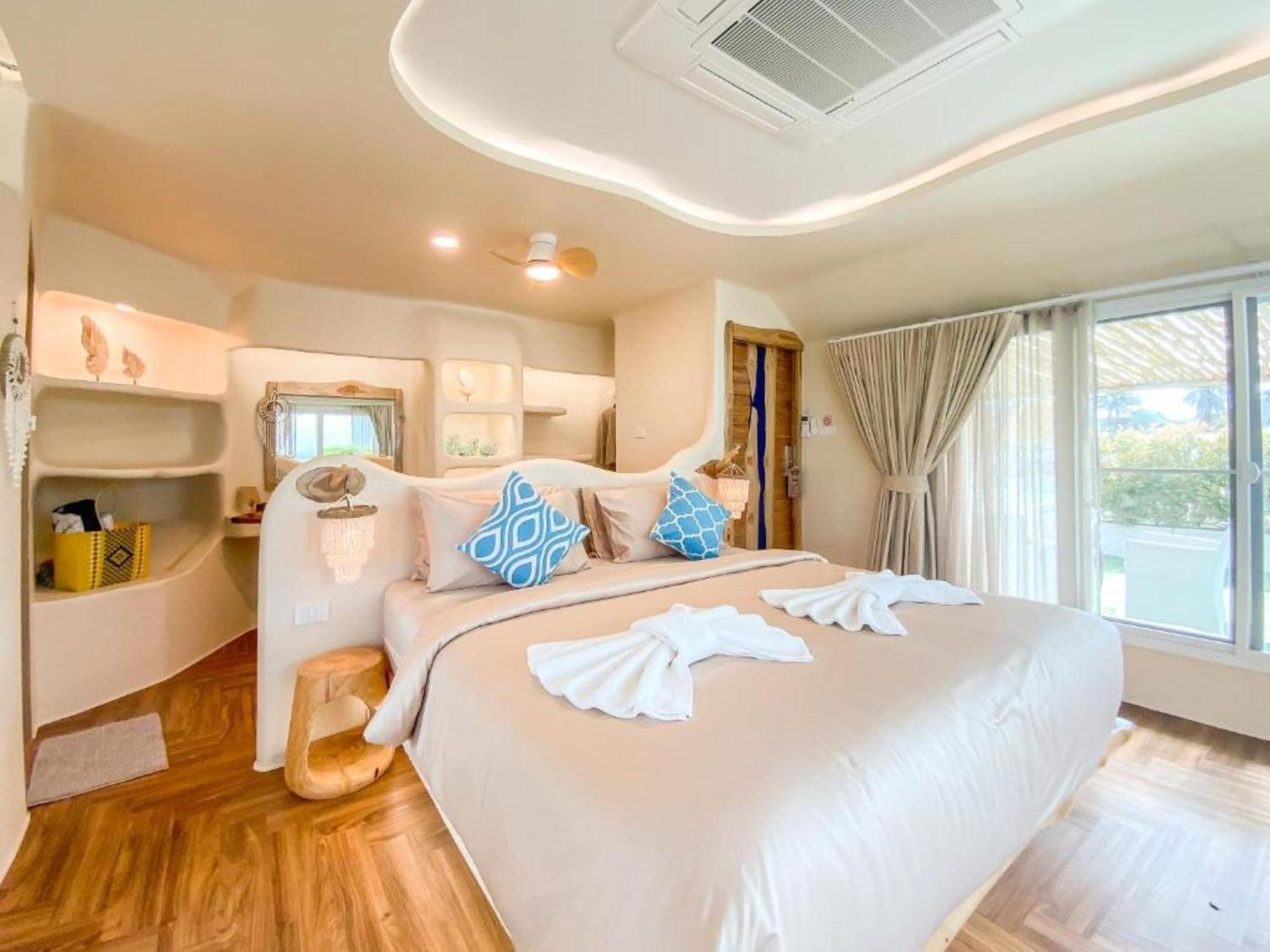 The Rock Samui Beach Resort Lamai Beach  Bilik gambar